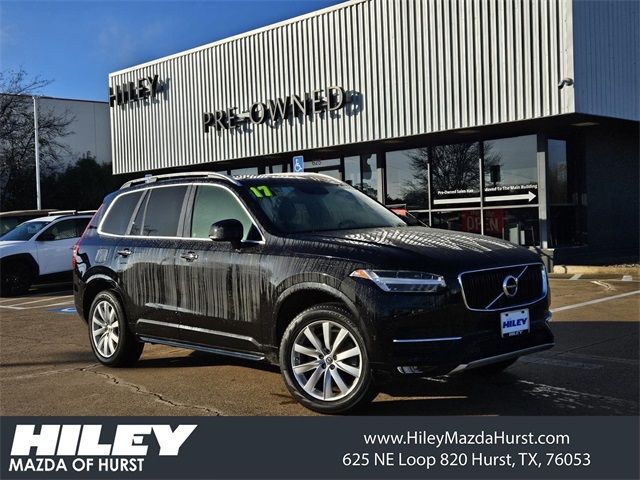 2017 Volvo XC90 Momentum