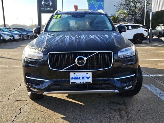 2017 Volvo XC90 Momentum