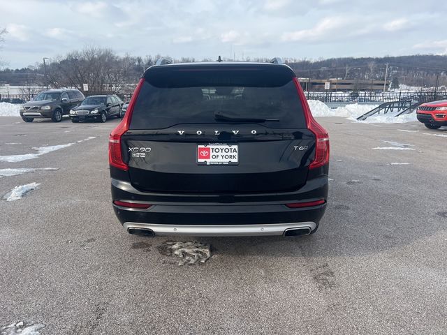 2017 Volvo XC90 Momentum