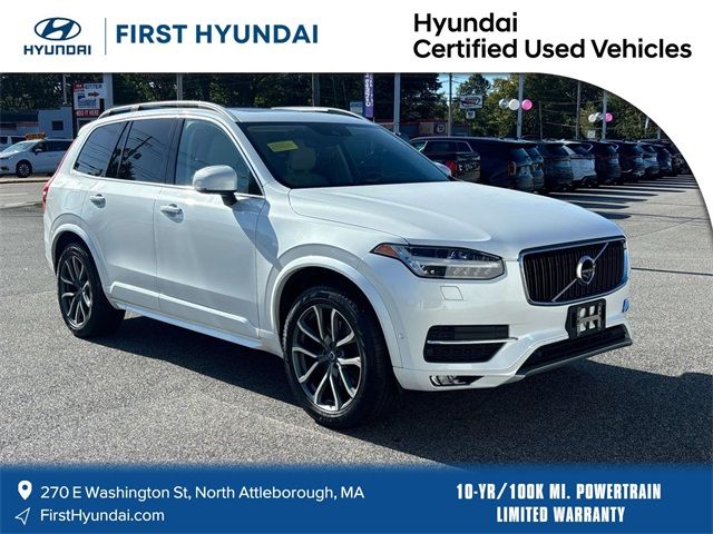 2017 Volvo XC90 Momentum