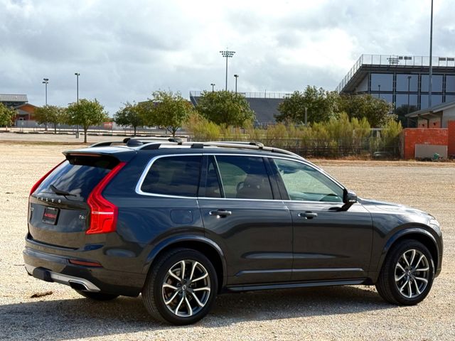 2017 Volvo XC90 Momentum