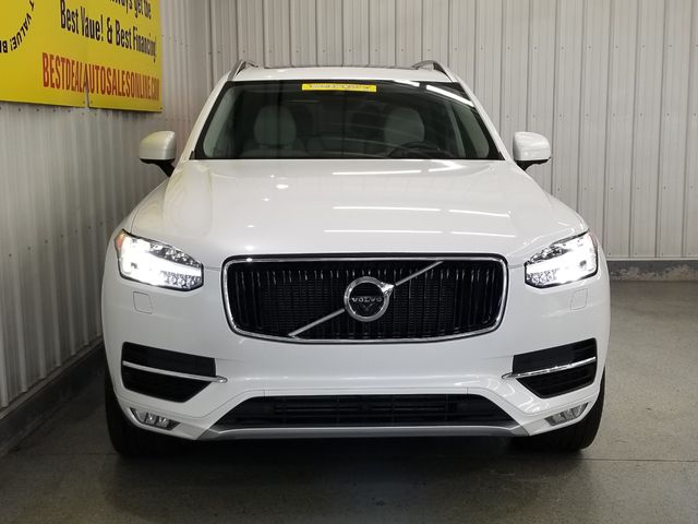 2017 Volvo XC90 Momentum