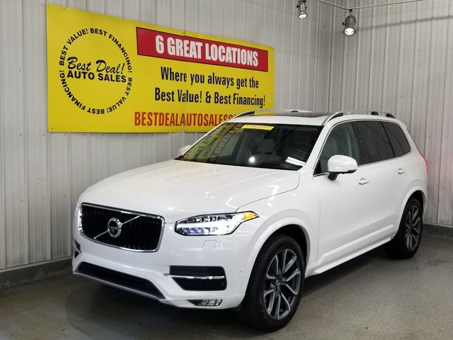 2017 Volvo XC90 Momentum