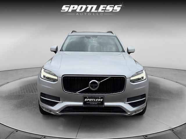 2017 Volvo XC90 Momentum
