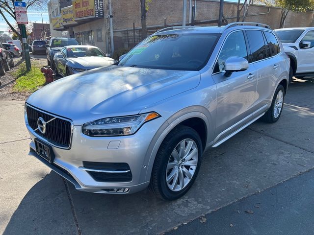 2017 Volvo XC90 Momentum