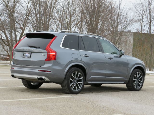 2017 Volvo XC90 Momentum