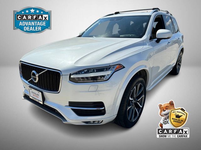 2017 Volvo XC90 Momentum