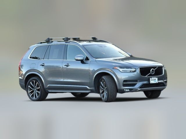 2017 Volvo XC90 Momentum