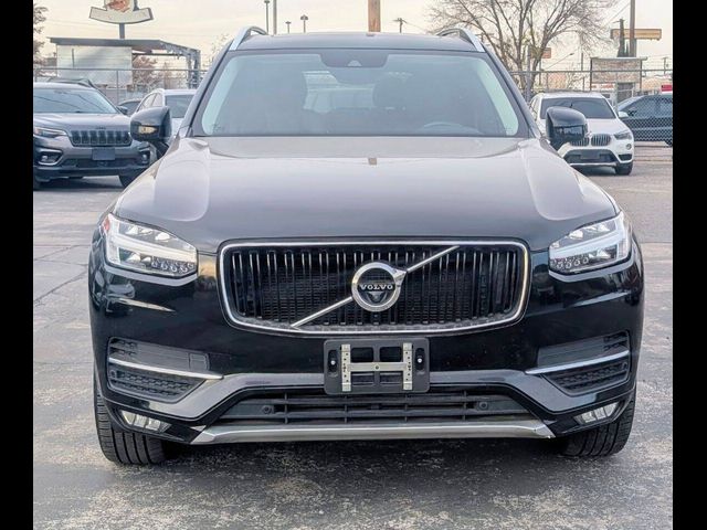 2017 Volvo XC90 Momentum