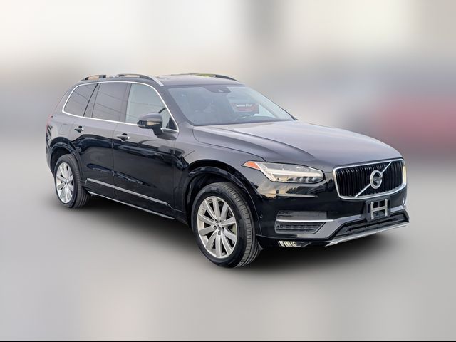 2017 Volvo XC90 Momentum
