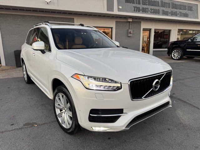 2017 Volvo XC90 Momentum