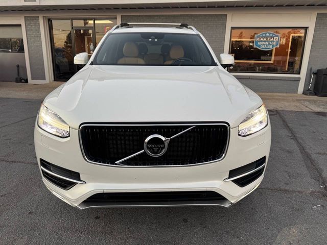 2017 Volvo XC90 Momentum