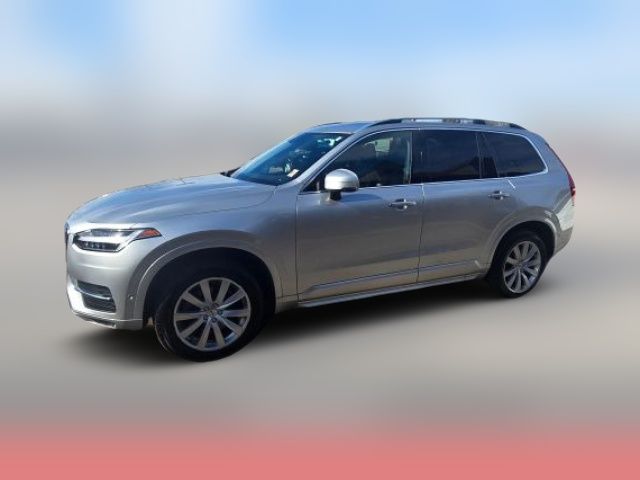 2017 Volvo XC90 Momentum