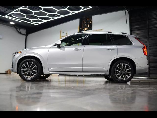 2017 Volvo XC90 Momentum