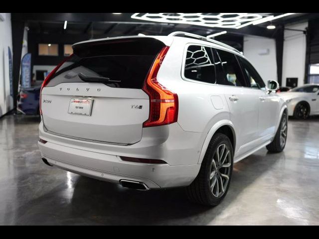 2017 Volvo XC90 Momentum