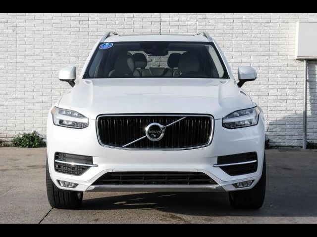 2017 Volvo XC90 Momentum