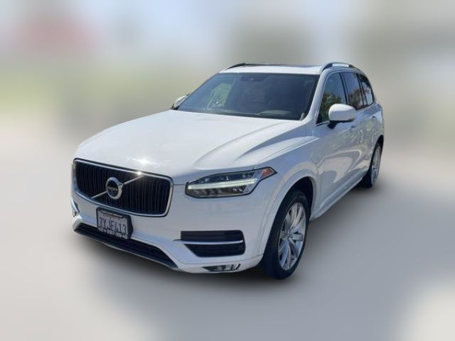 2017 Volvo XC90 Momentum