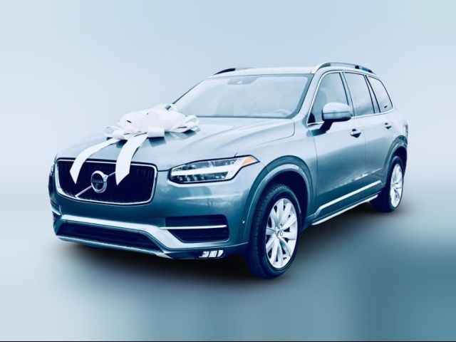 2017 Volvo XC90 Momentum