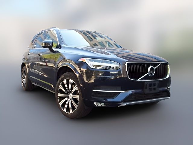 2017 Volvo XC90 Momentum