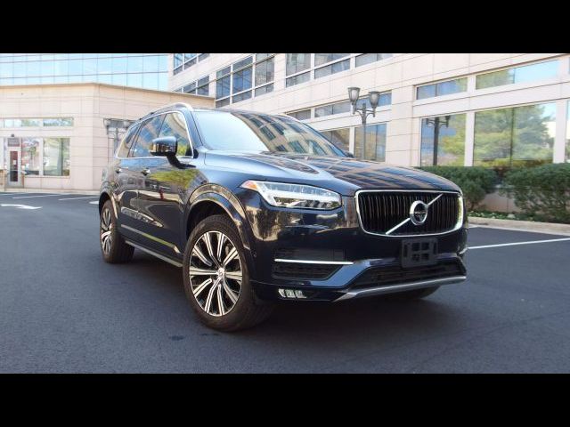 2017 Volvo XC90 Momentum