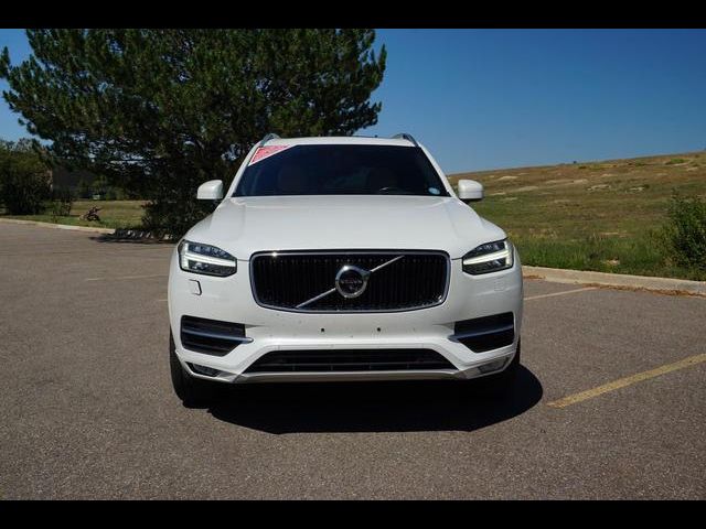 2017 Volvo XC90 Momentum