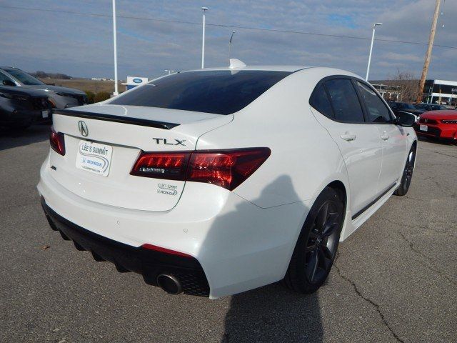 2018 Acura TLX 