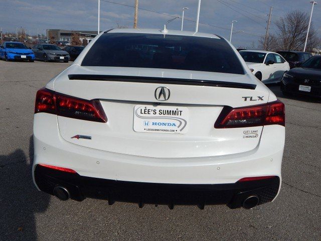 2018 Acura TLX 