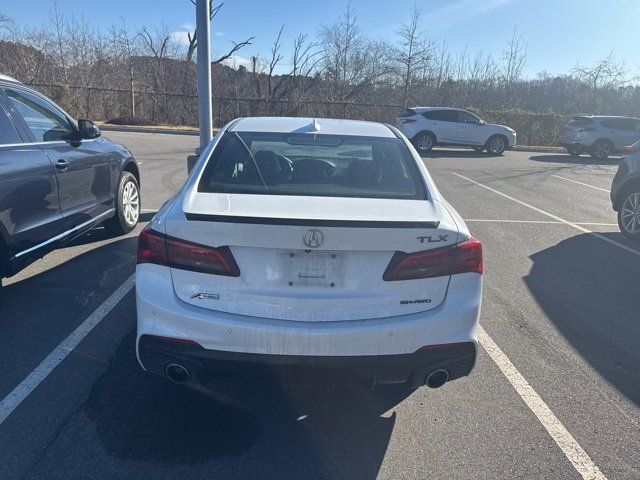 2018 Acura TLX 