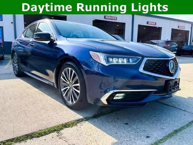 2018 Acura TLX Advance