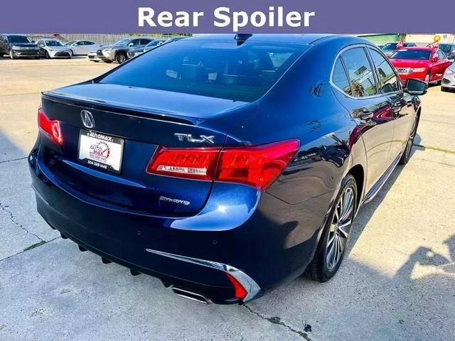 2018 Acura TLX Advance