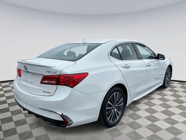 2018 Acura TLX Advance