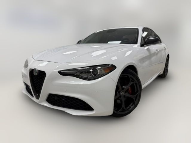 2018 Alfa Romeo Giulia Base