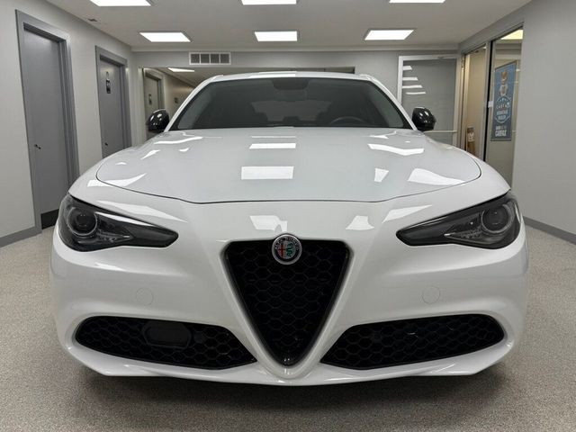 2018 Alfa Romeo Giulia Base