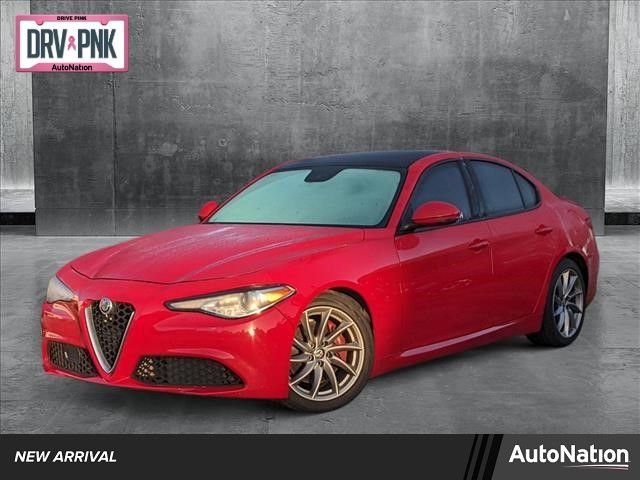 2018 Alfa Romeo Giulia Base