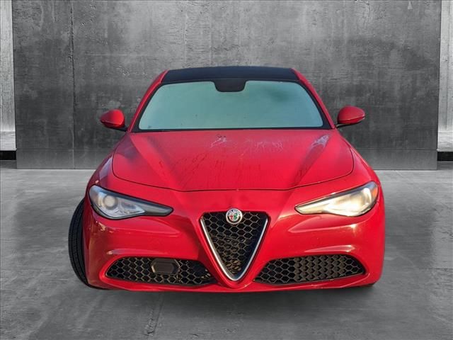 2018 Alfa Romeo Giulia Base