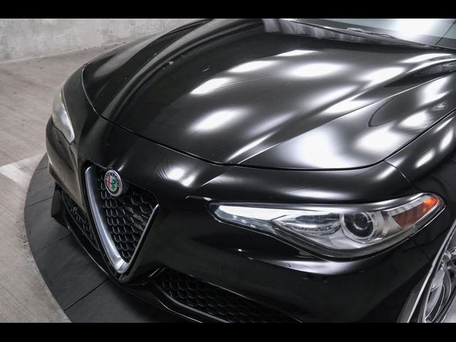2018 Alfa Romeo Giulia Base