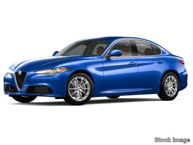 2018 Alfa Romeo Giulia Base