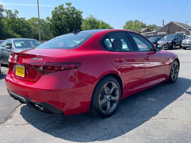 2018 Alfa Romeo Giulia Base