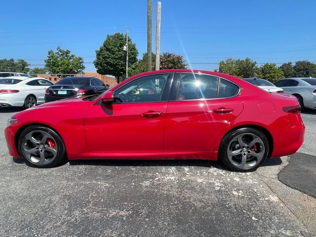 2018 Alfa Romeo Giulia Base