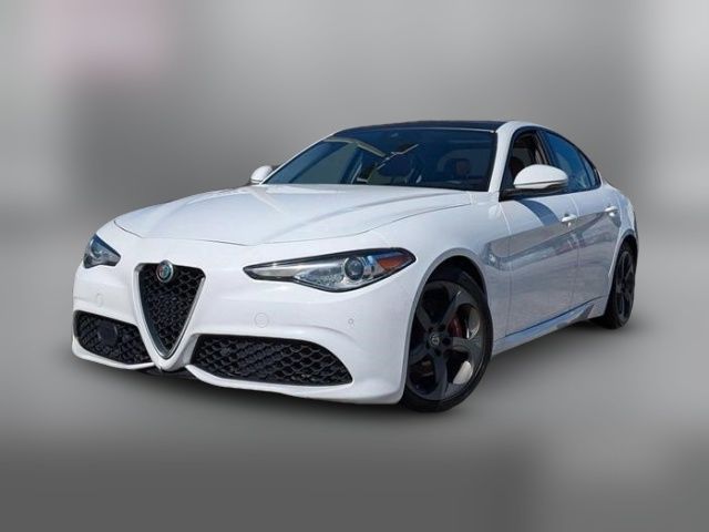 2018 Alfa Romeo Giulia Base