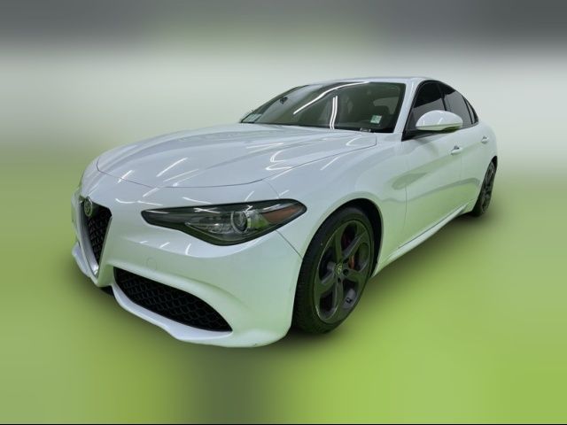 2018 Alfa Romeo Giulia Base