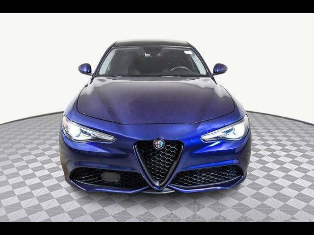 2018 Alfa Romeo Giulia Base