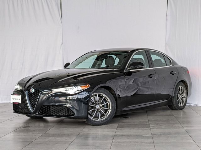 2018 Alfa Romeo Giulia Base