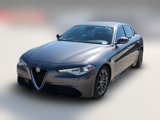 2018 Alfa Romeo Giulia Base