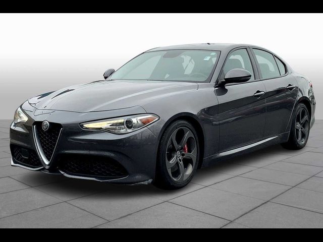 2018 Alfa Romeo Giulia Base