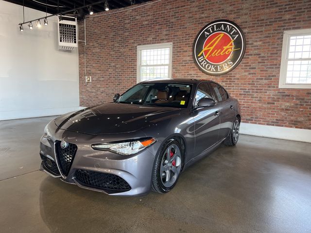 2018 Alfa Romeo Giulia Base