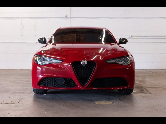 2018 Alfa Romeo Giulia Base