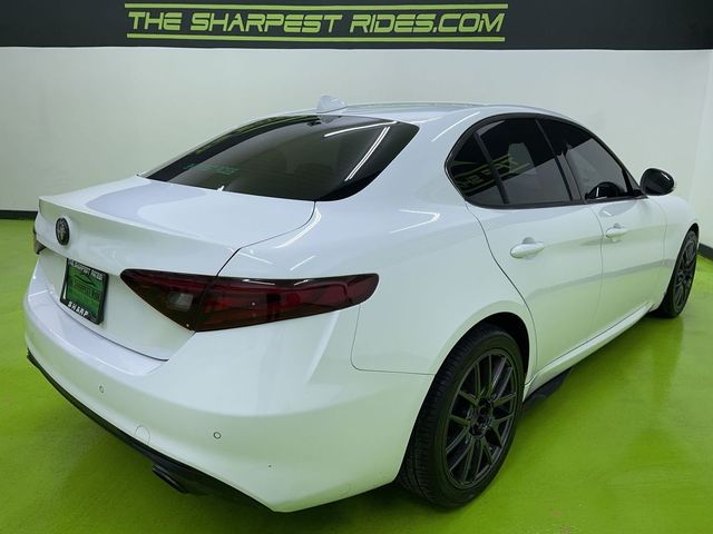 2018 Alfa Romeo Giulia Base