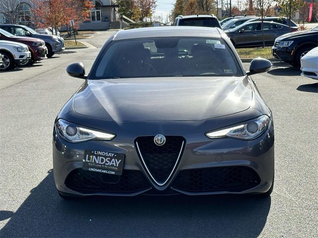 2018 Alfa Romeo Giulia Base