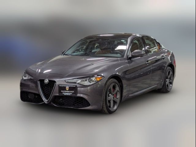 2018 Alfa Romeo Giulia Base